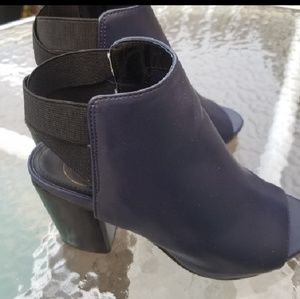 Navy Blue open toes booties
